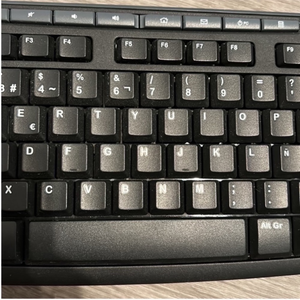 🩷FIRM PRICE🩷Logitech K270 Wireless Keyboard + mouse - Picture 6 of 10